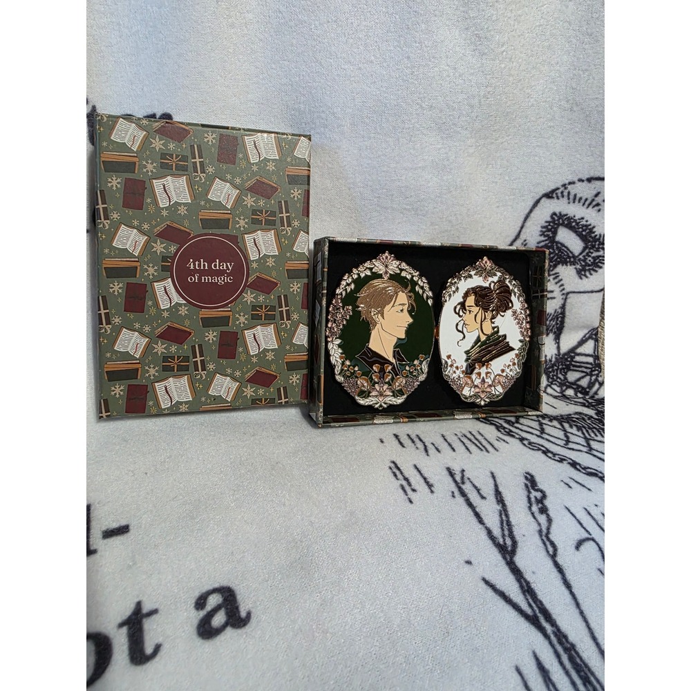 Owlcrate Encyclopedia of Faeries Pin Set OS Multicolor Excellent Advent Calendar
